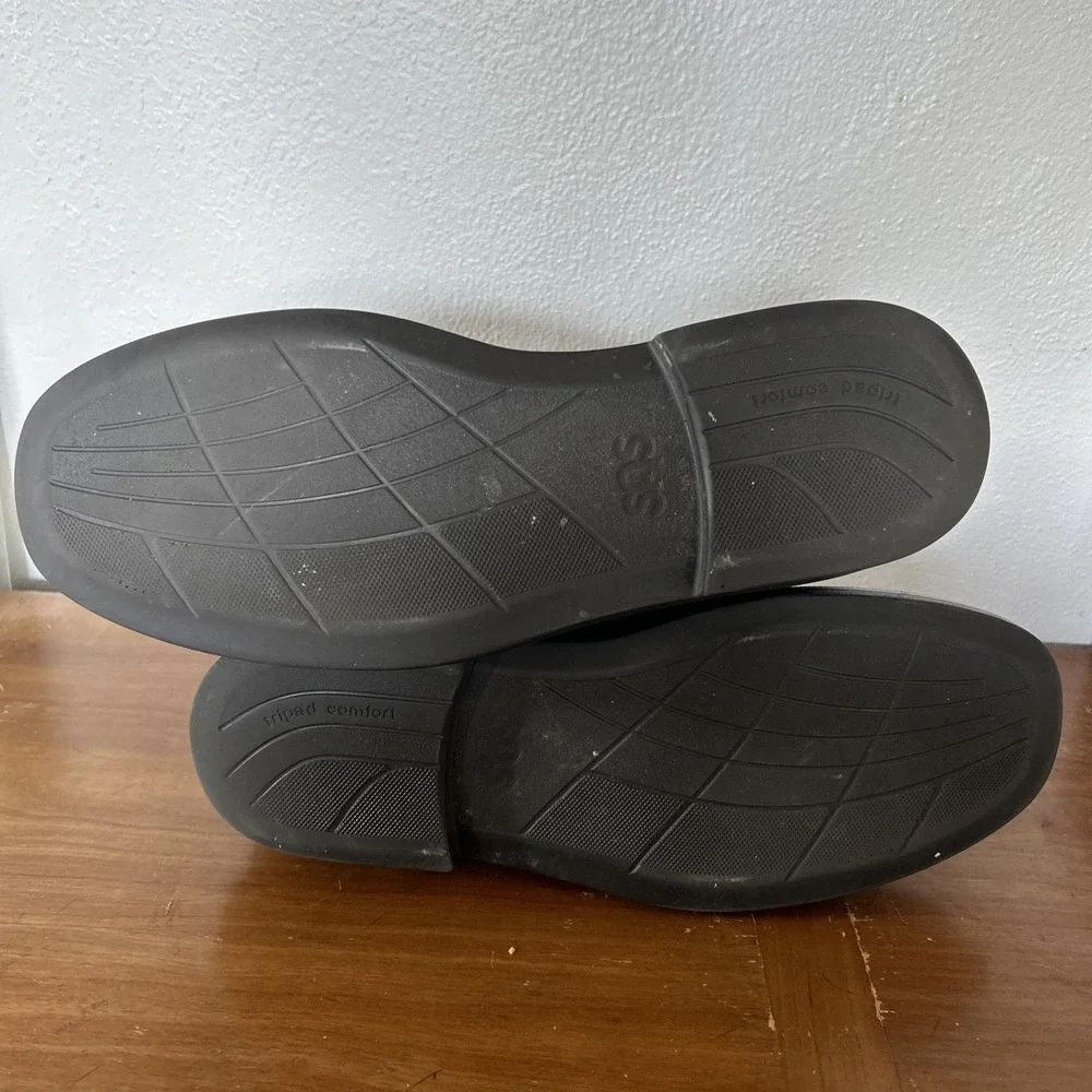 SAS chukka boots